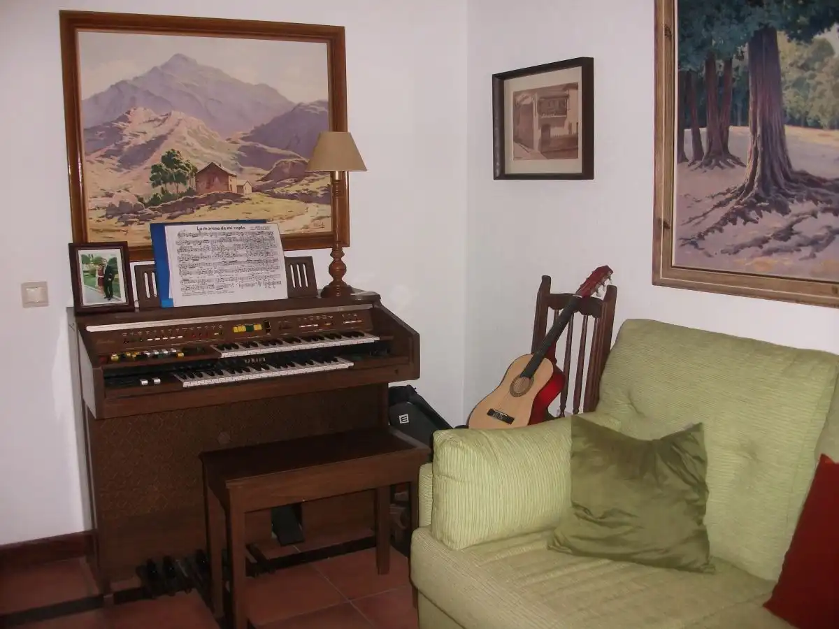 Sala d'estar de Casa o xalet en venda en Albacete amb Terrassa