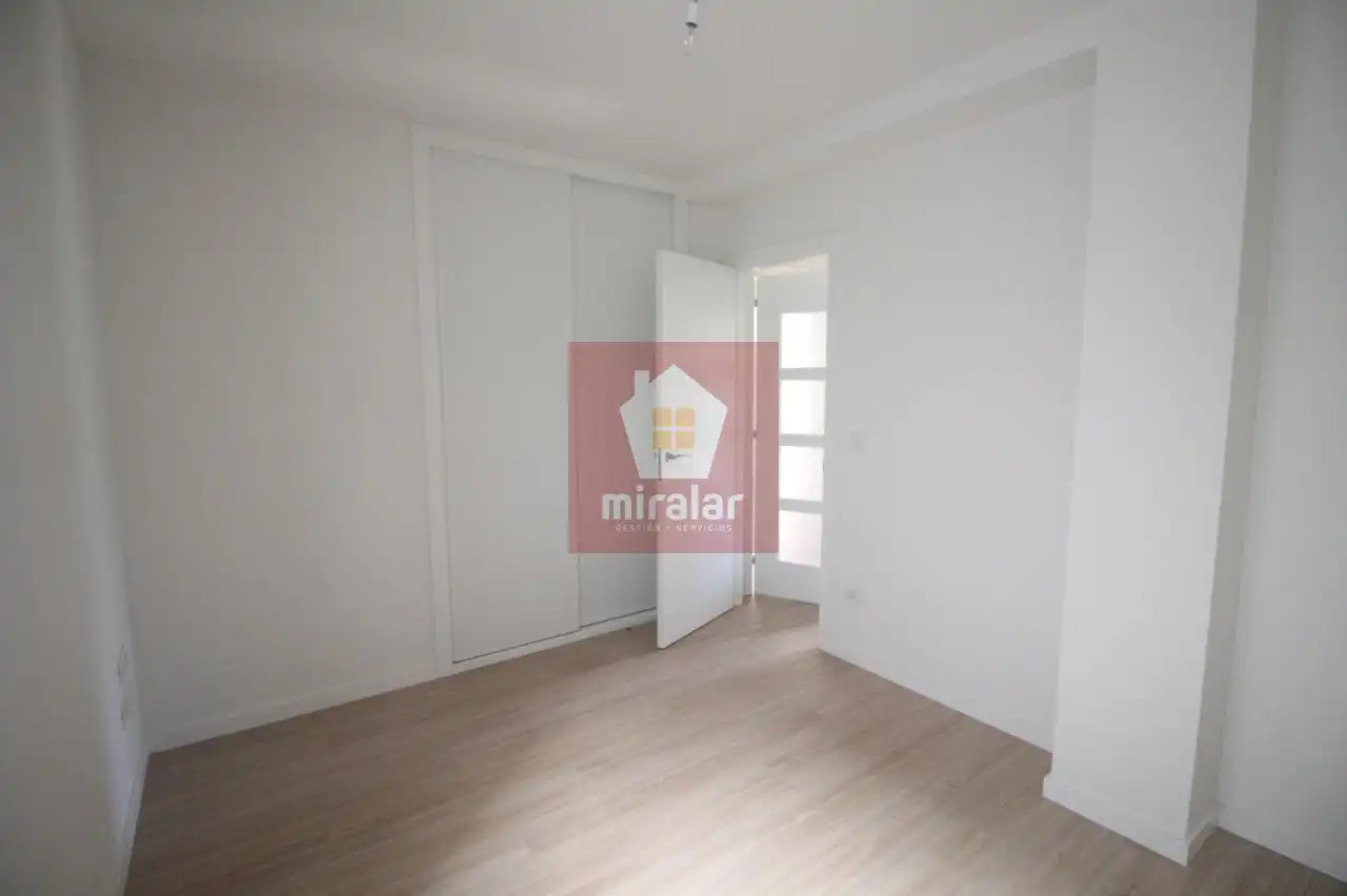 Habitación de Piso en venta en Salvaterra de Miño con Calefacción y Trastero