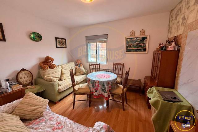 Piso en Venta en  MARTIN ALHAJA en Centro