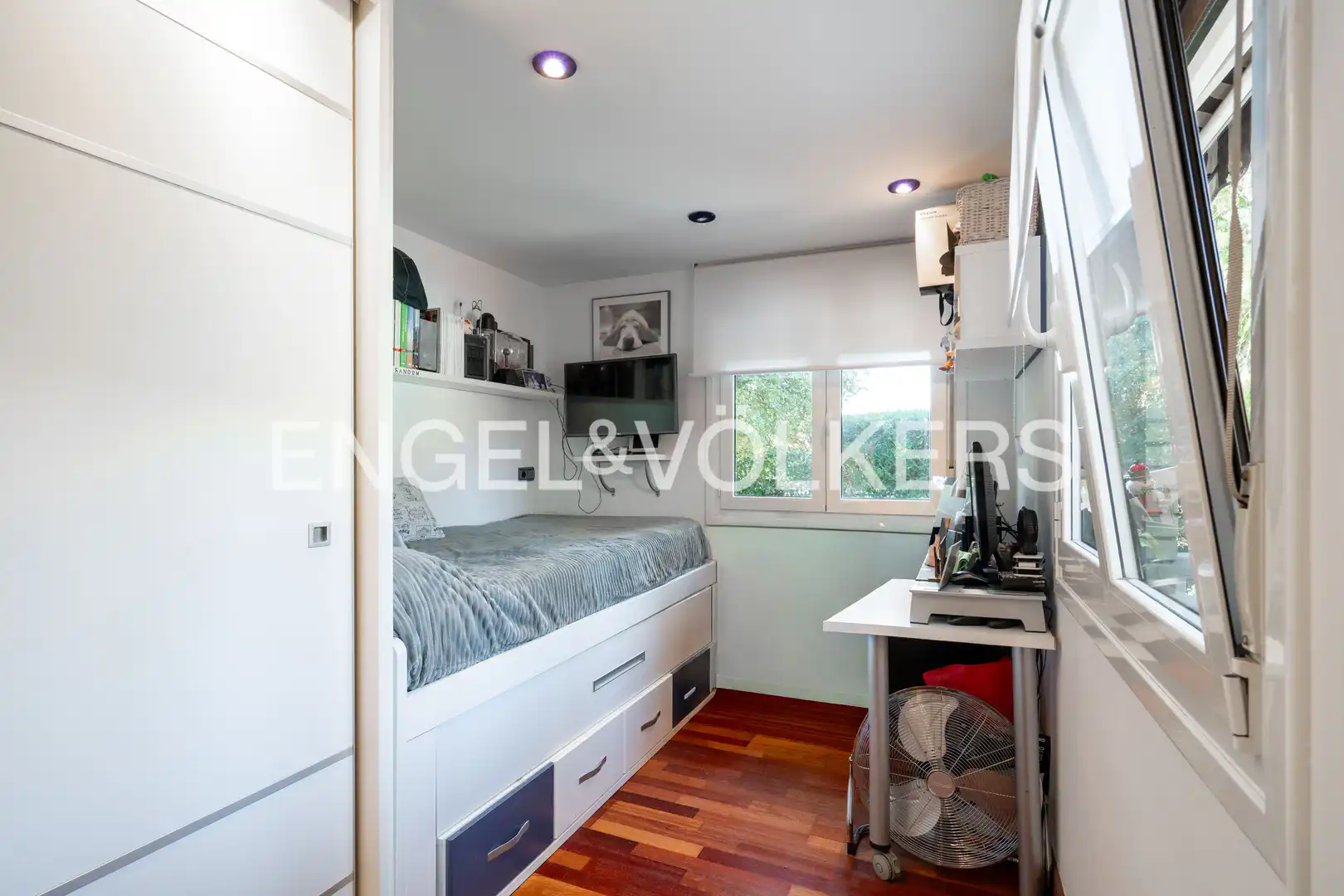 Bedroom of Flat for sale in Donostia - San Sebastián   with Air Conditioner, Heating and Private garden