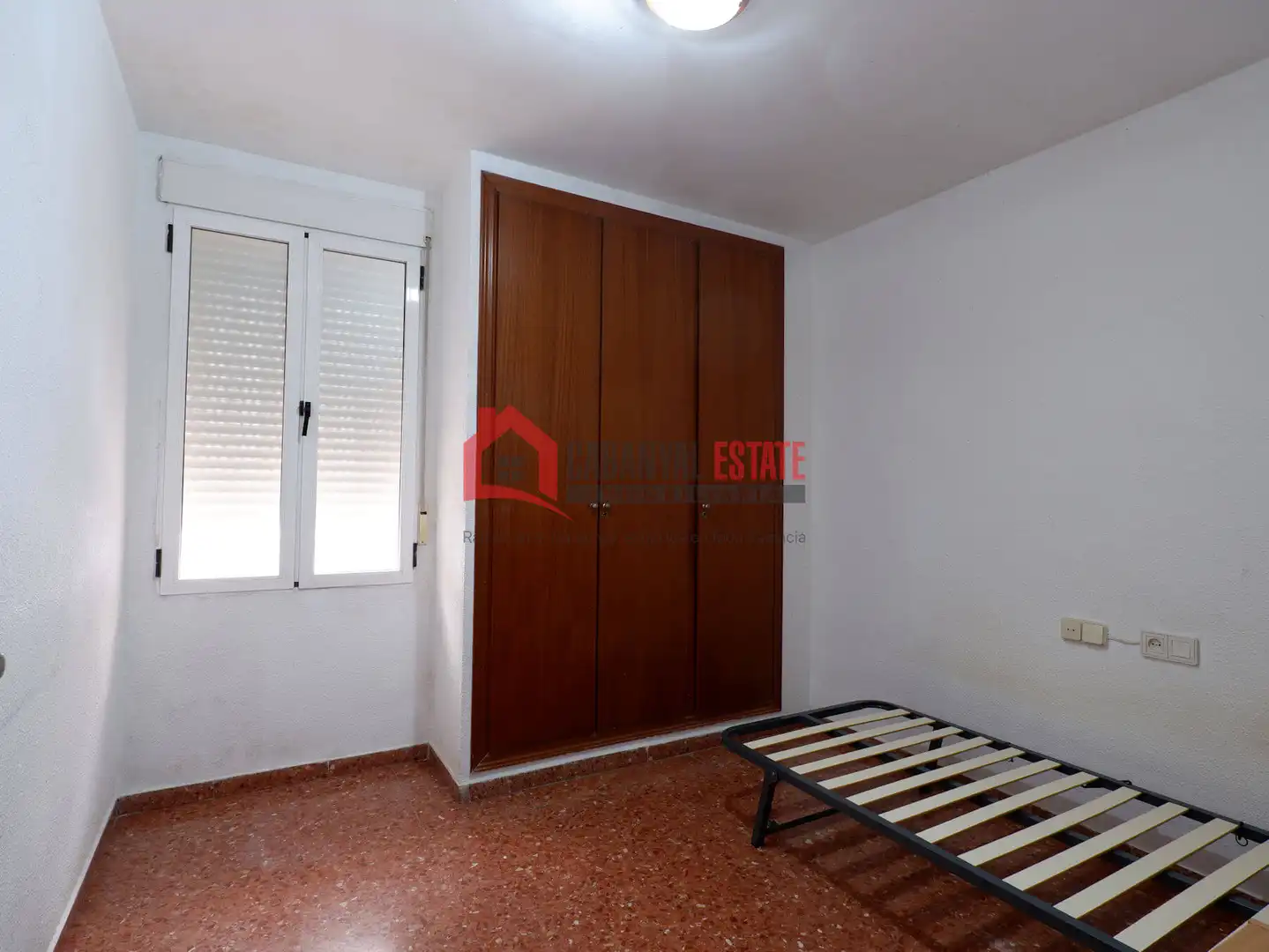 Schlafzimmer von Wohnungen zur Miete in Paterna mit Terrasse und Möbliert