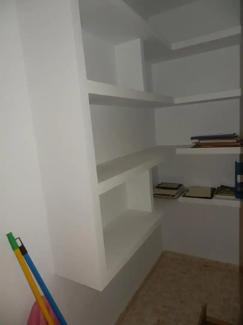 Office for sale in Badajoz  with Air Conditioner