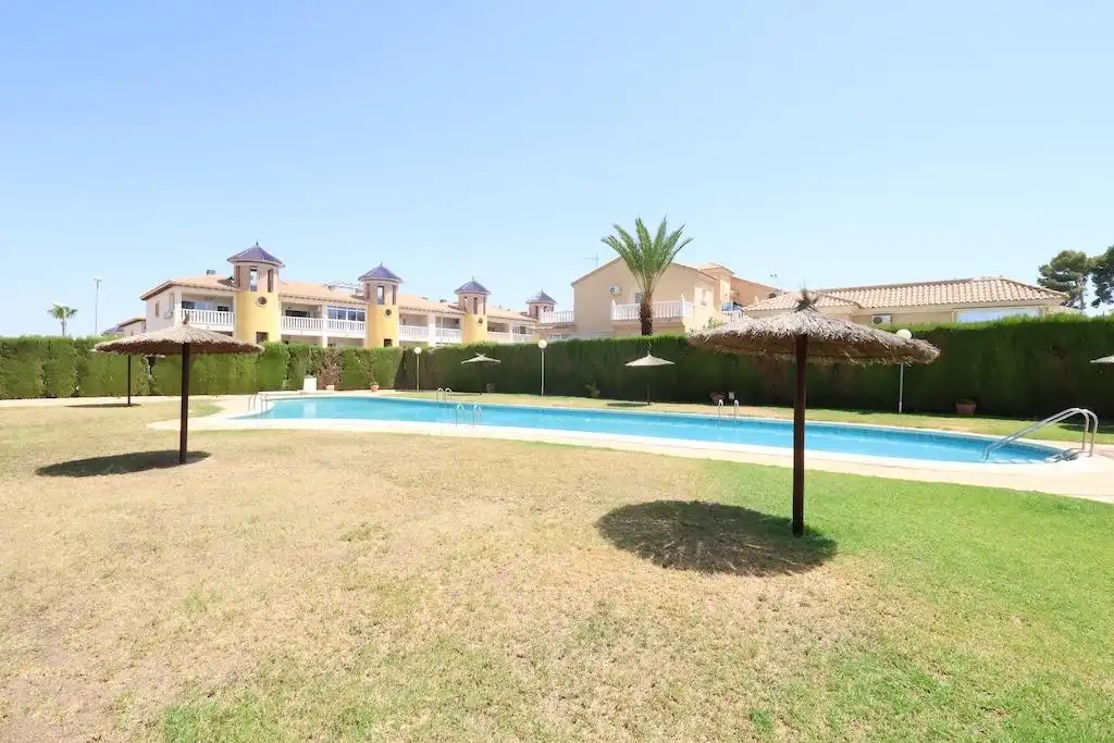 Swimming pool of Apartments for rent in Orihuela  with Air Conditioner, Furnished and Community pool