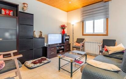 Living room of House or chalet for sale in Pozuelo de Alarcón  with Air Conditioner, Heating and Private garden