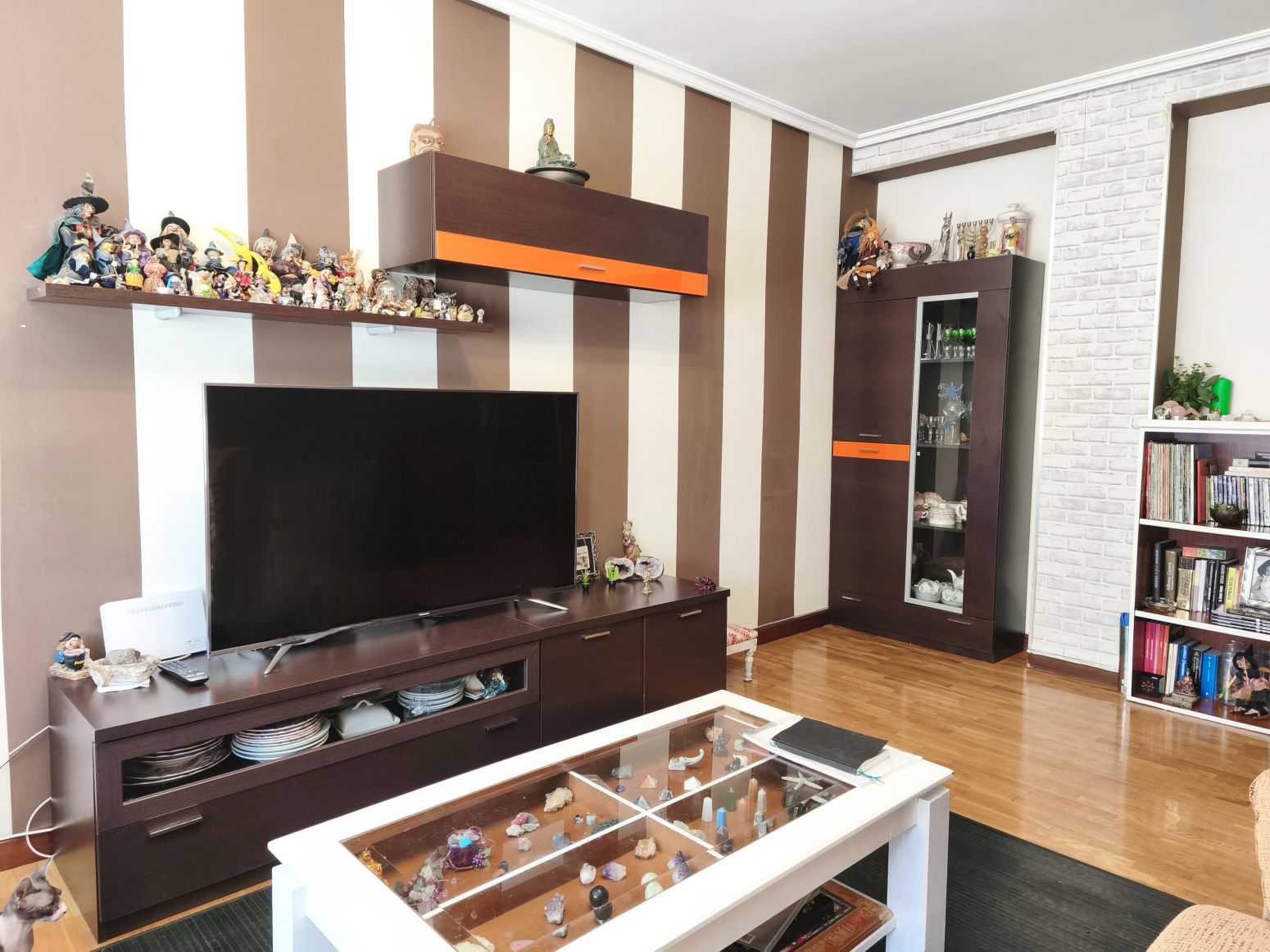 Living room of Flat for sale in  Logroño  with Heating, Parquet flooring and Terrace