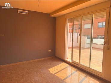 Penthouse mit Aufzug zum Verkauf in Quatre Carreres