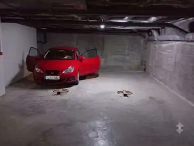 Garage for rent in Carretera Navalpino, 33, Los Cigarrales-La Bastida