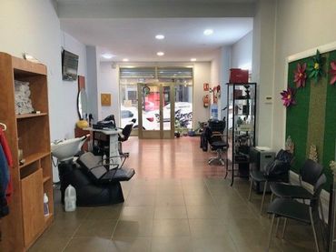 Business premises for sale in Calle de Arias
