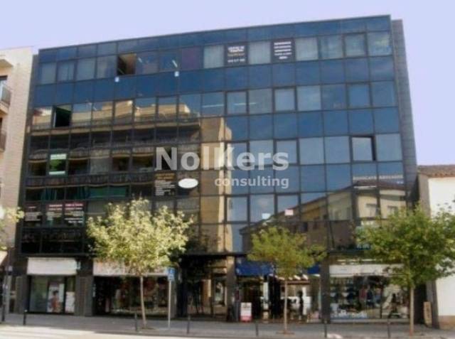 Oficina en Alquiler en Carrer de la Mare de Déu del Pilar en Centre - Cordelles