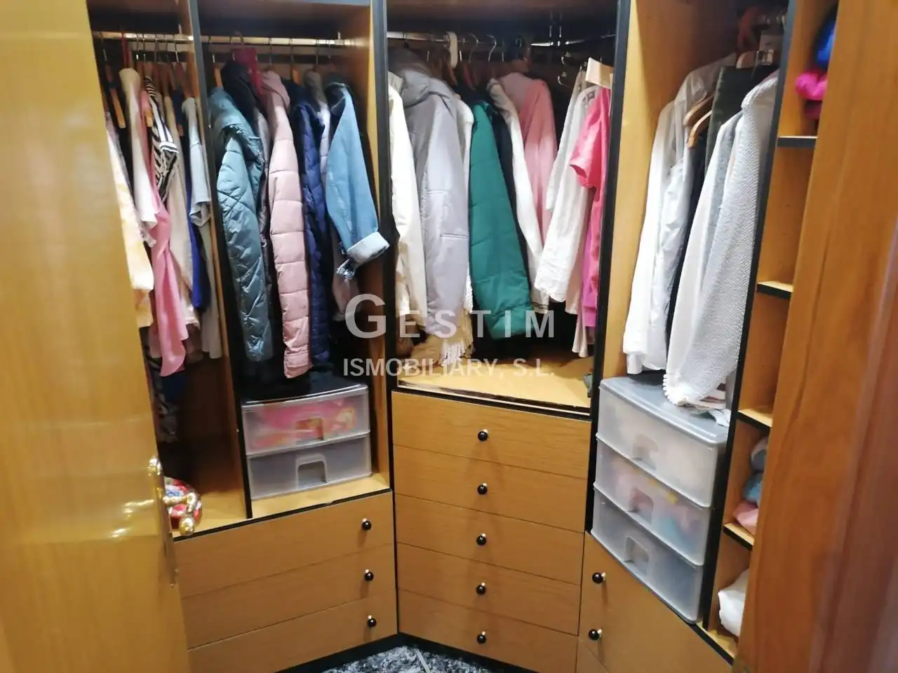 Habitación de Piso en venta en Manlleu con Calefacción, Terraza y Balcón