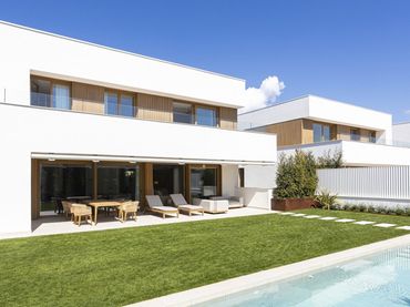 Xalet amb piscina en venda a Vallpineda - Santa Bárbara