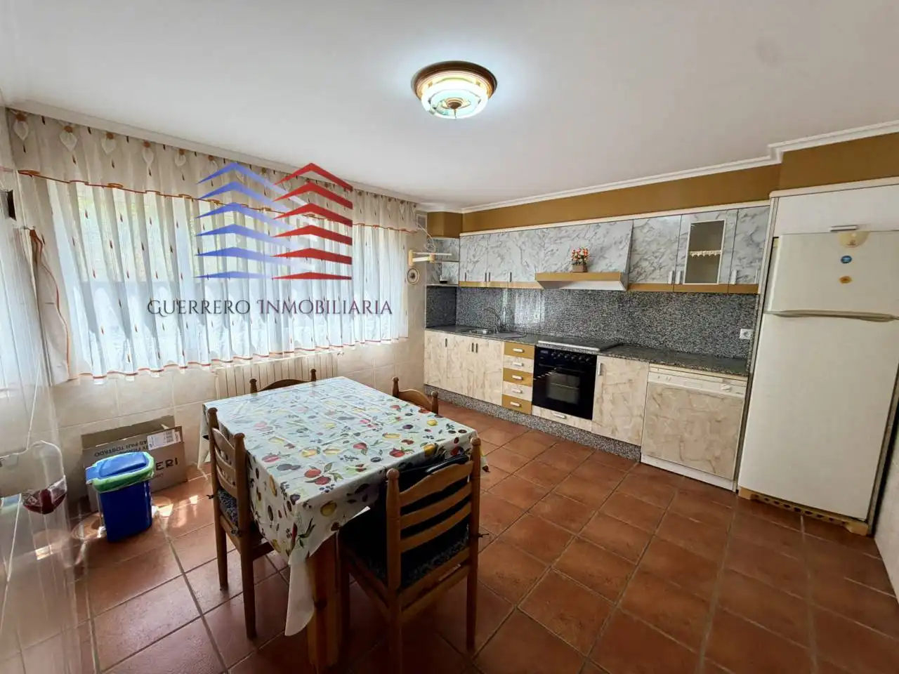 Cocina de Casa o chalet en venta en Coles con Calefacción, Jardín privado y Terraza