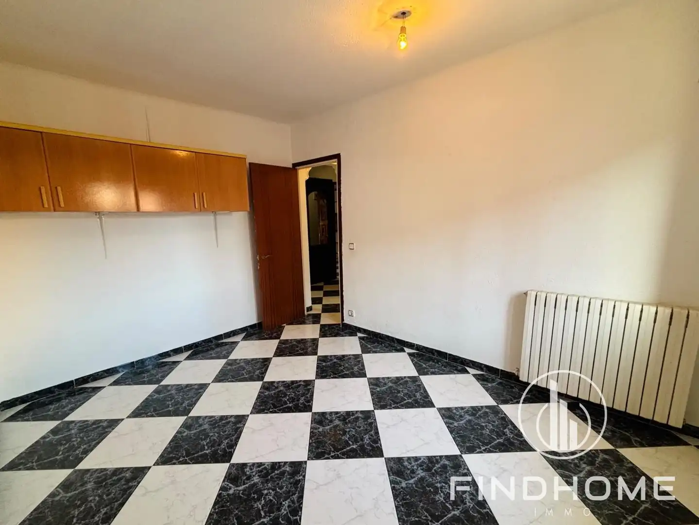 Dormitori de Casa o xalet en venda en Olot amb Aire condicionat, Calefacció i Terrassa