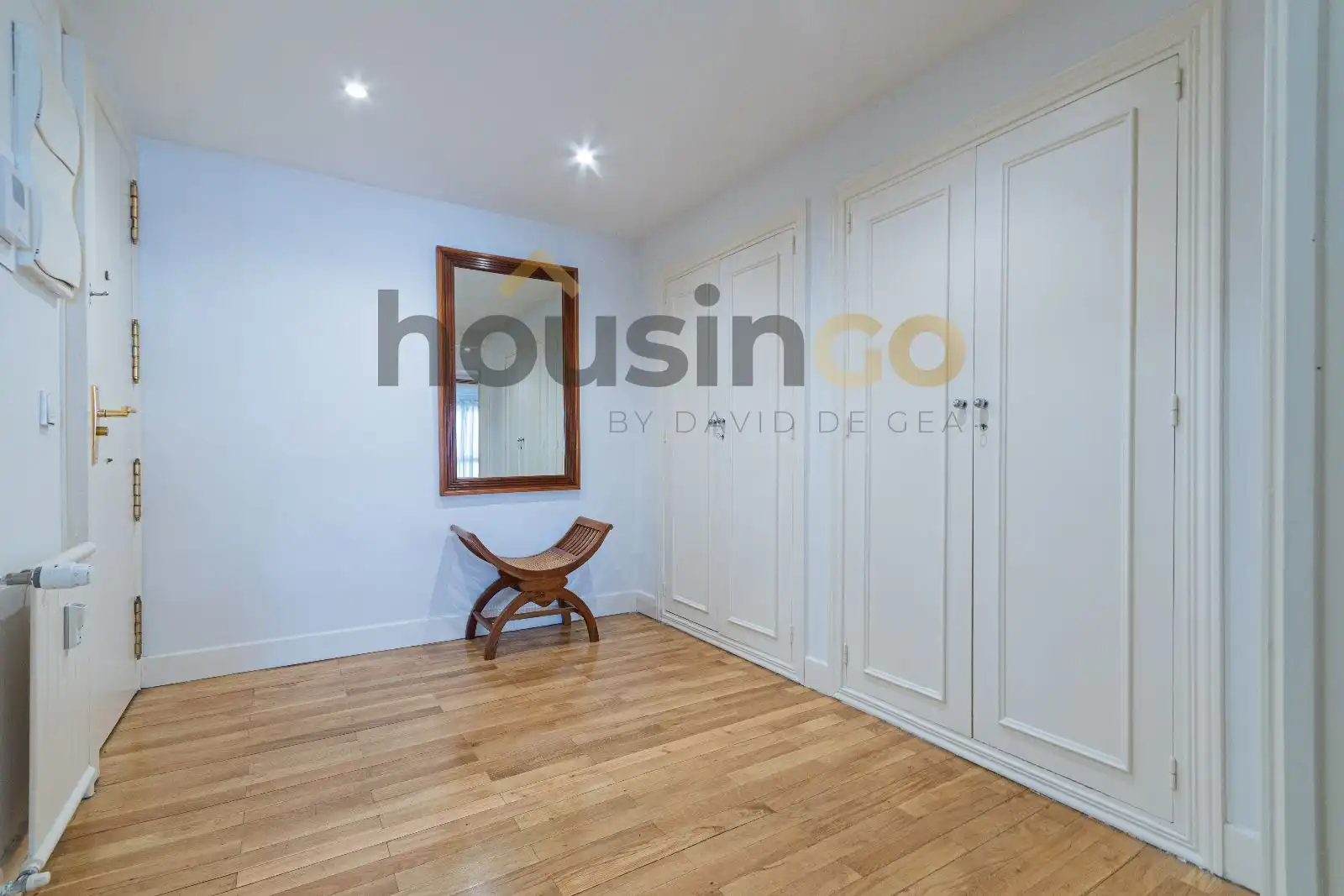 Flat for rent in Madrid  with Air Conditioner, Heating and Furnished