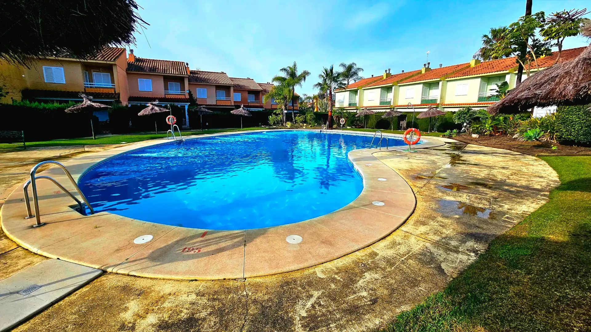 Swimming pool of Houses for rent in Islantilla  with Private garden, Furnished and Oven