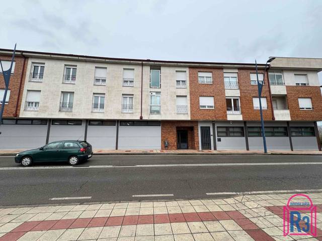 Local comercial en Alquiler en Corpus Christi en San Andrés del Rabanedo pueblo