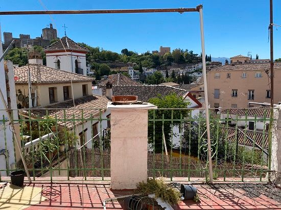 Exterior view of House or chalet for sale in  Granada Capital  with Terrace, Furnished and Balcony