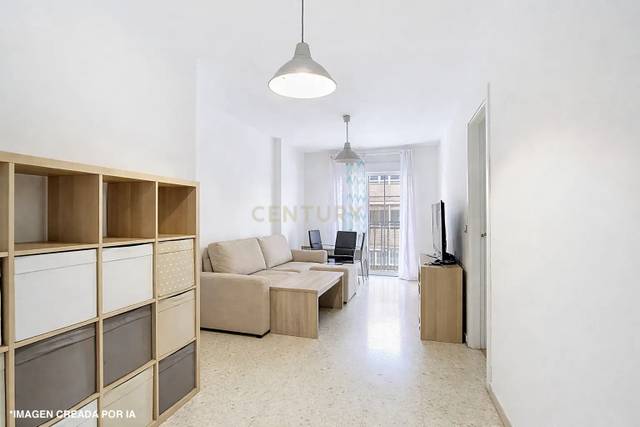 Piso en Venta en Calle Bresca, Málaga, Spain en Parque Victoria Eugenia