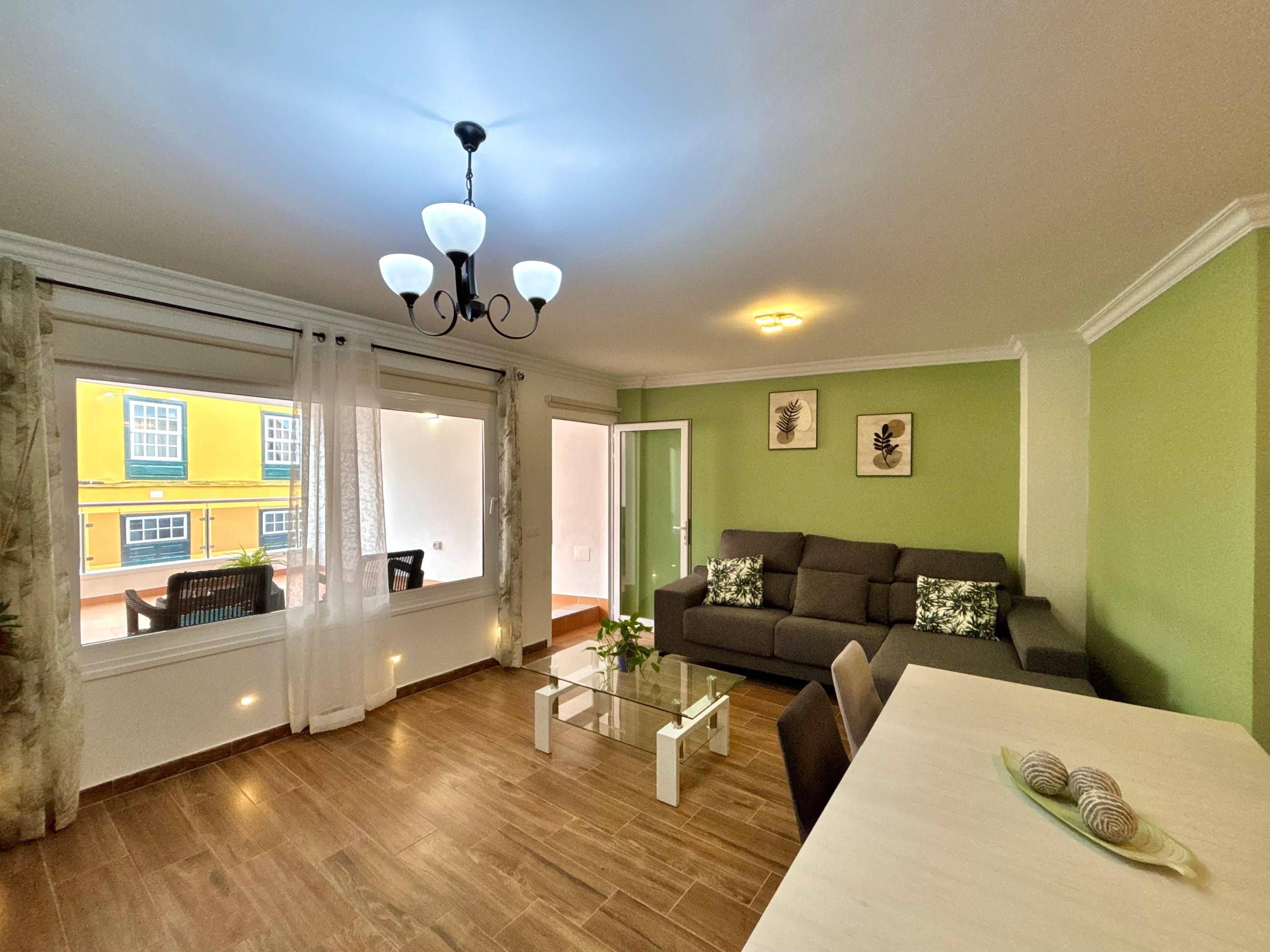 Sala d'estar de Pis en venda en Arafo amb Jardí privat, Terrassa i Traster