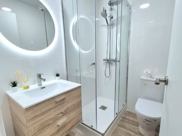 Piso con ascensor en venta en Passeig de la Zona Franca