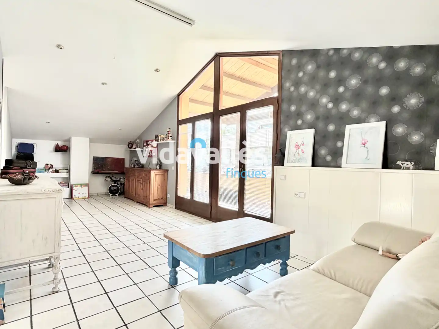 Vista exterior de Casa o xalet en venda en Cardedeu amb Calefacció, Jardí privat i Parquet