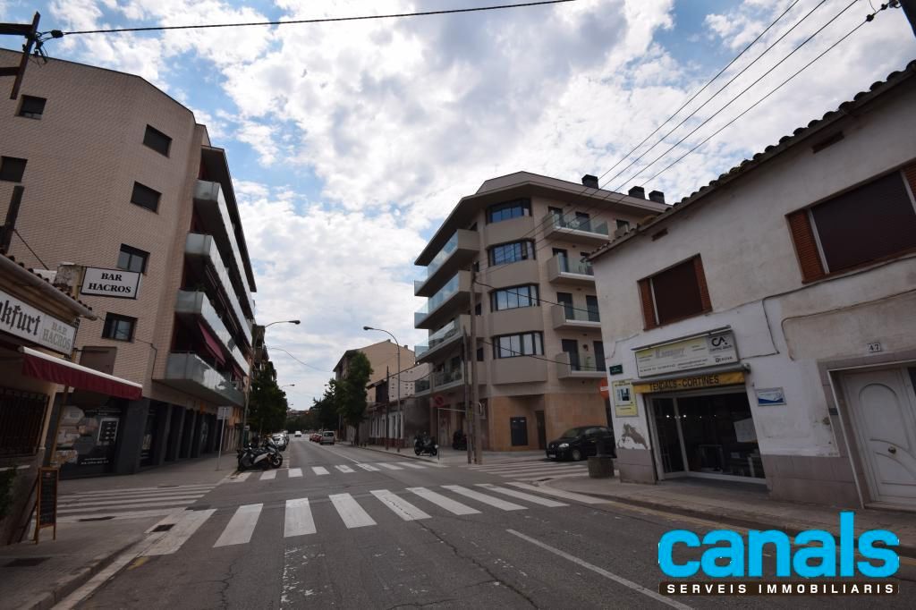 Exterior view of House or chalet for sale in Cerdanyola del Vallès  with Terrace