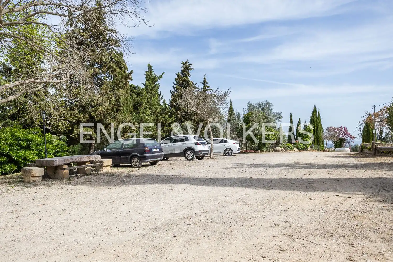 Parking of Houses for sale in Alcoy / Alcoi  with Air Conditioner, Heating and Private garden