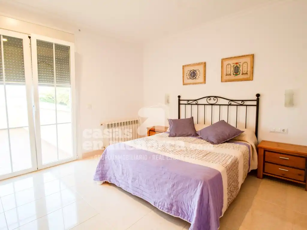 Dormitori de Casa o xalet en venda en Maó - Mahón amb Aire condicionat, Jardí privat i Terrassa