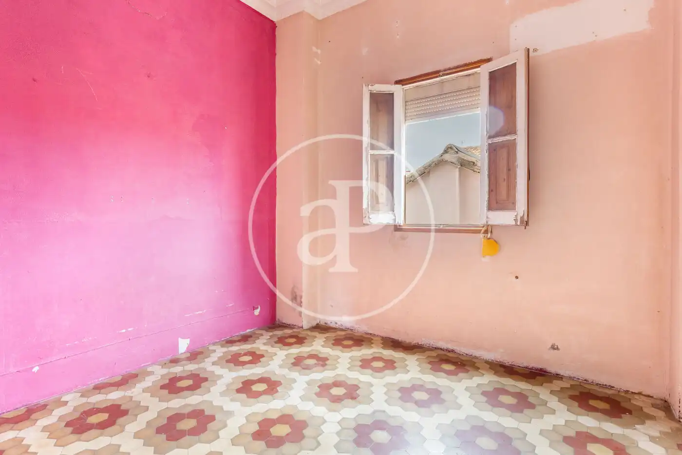 Bedroom of Flat for sale in Valencia  with Heating, Terrace and Balcony