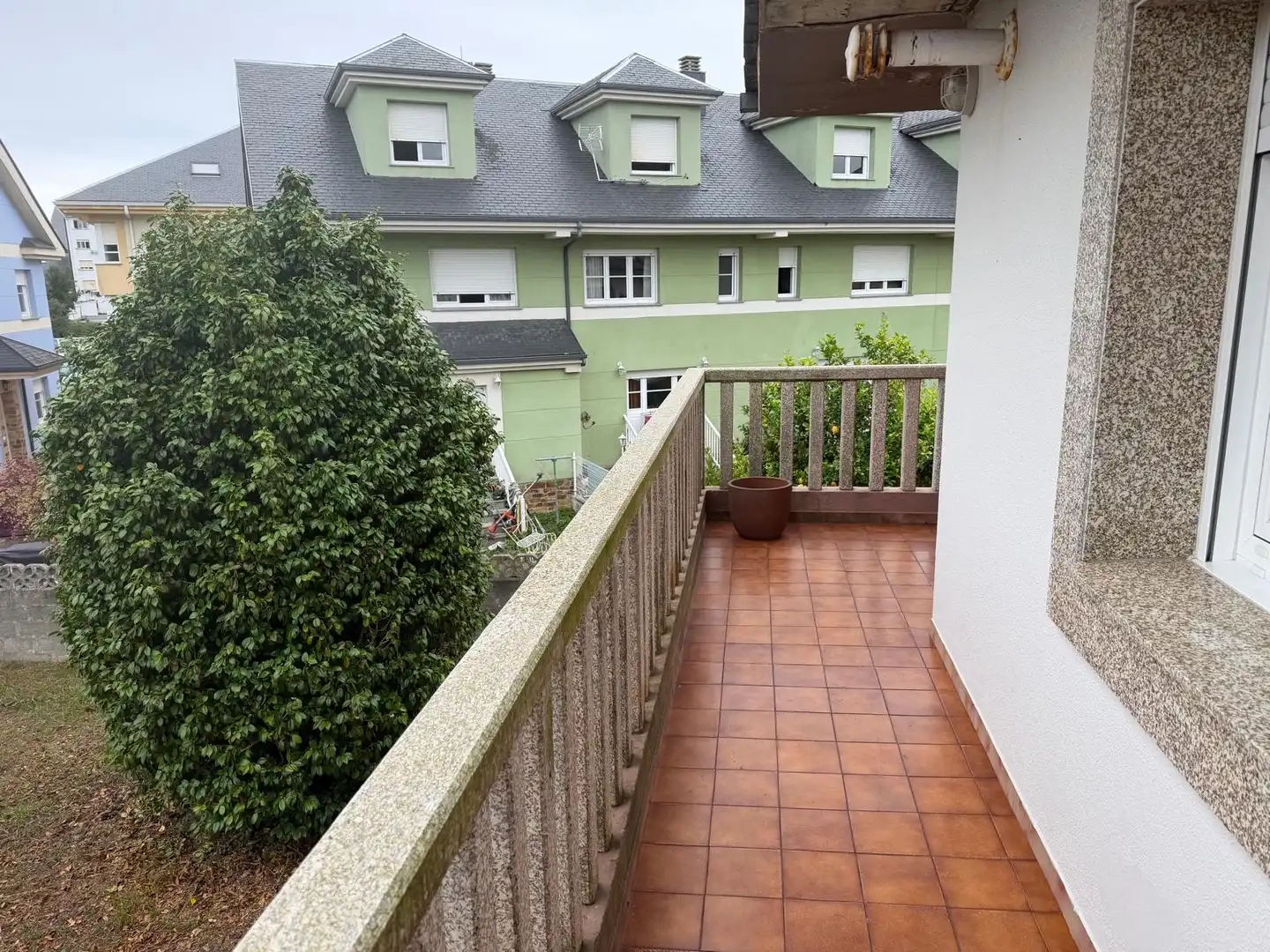 Villa con giardino in vendita a Avenida Enrique V. Iglesias 12, imagen 2