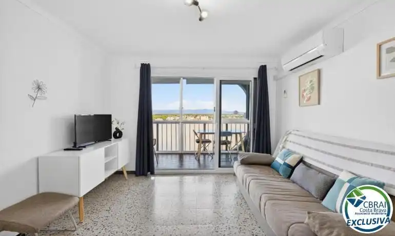 Apartament amb ascensor en venda a DELTA MUGA 9, imagen 9