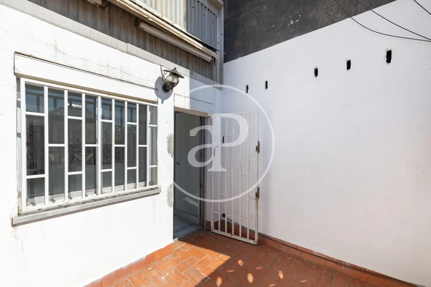 Außenansicht von Wohnung zum Verkauf in Barcelona mit Heizung und Terrasse