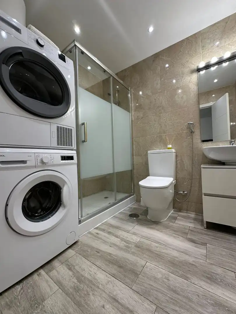 Baño de Piso de alquiler en Fuengirola con Aire acondicionado, Calefacción y Amueblado