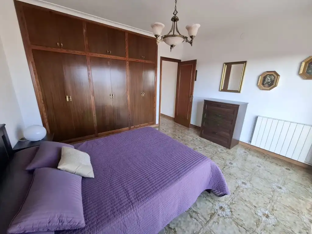 Bedroom of Houses for sale in Pineda de Mar