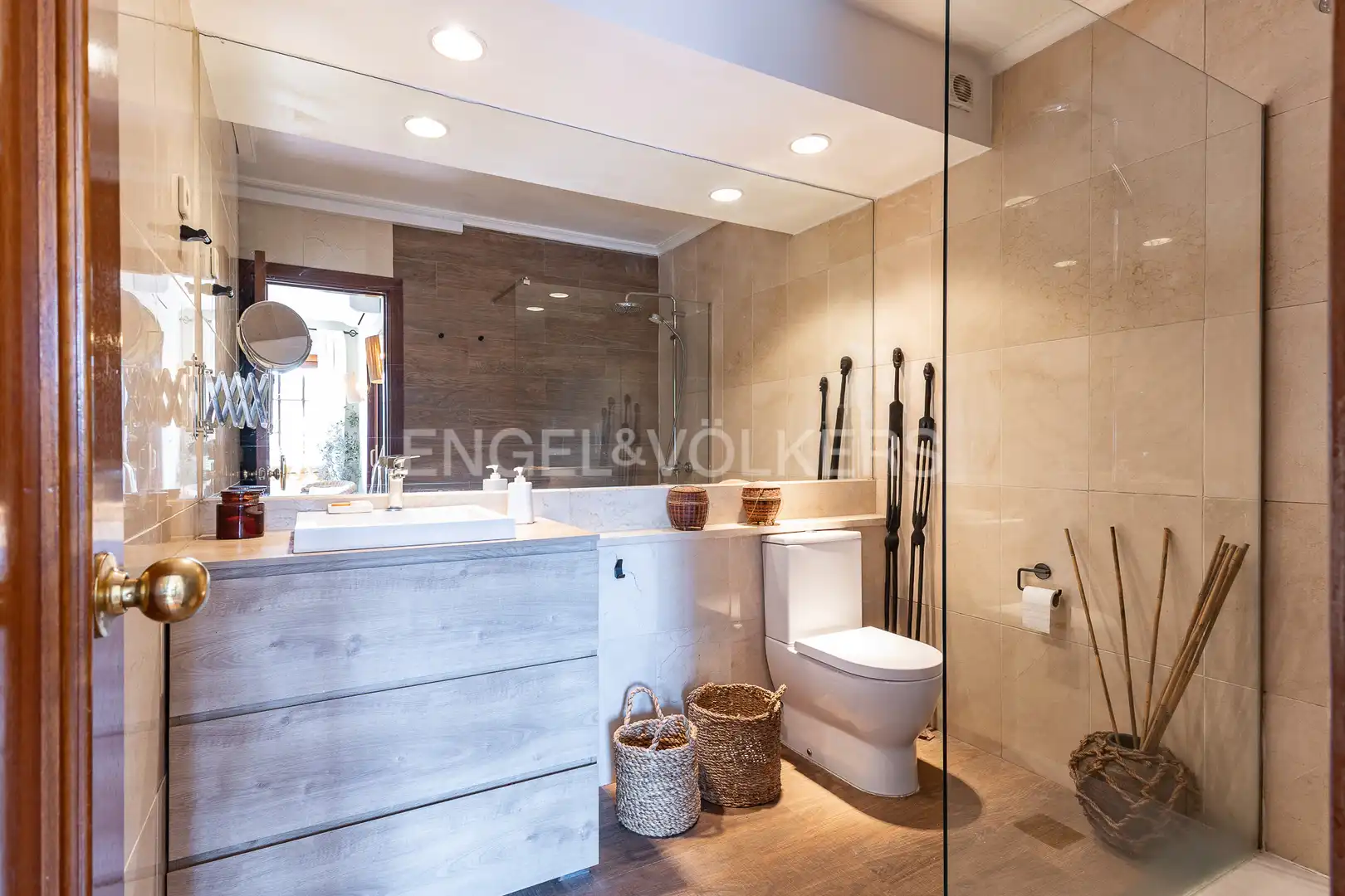 Baño de Casa o chalet en venta en Badalona con Aire acondicionado, Calefacción y Jardín privado