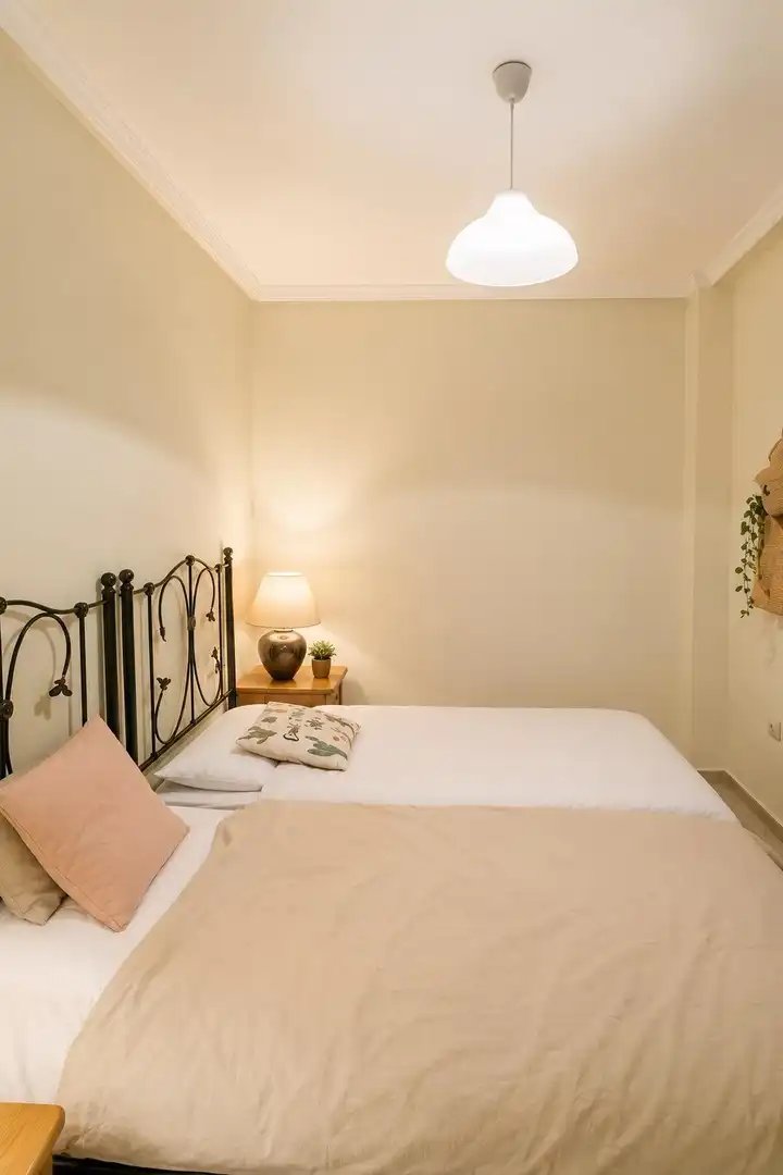 Habitación de Piso en venta en Benalmádena con Aire acondicionado, Terraza y Piscina comunitaria