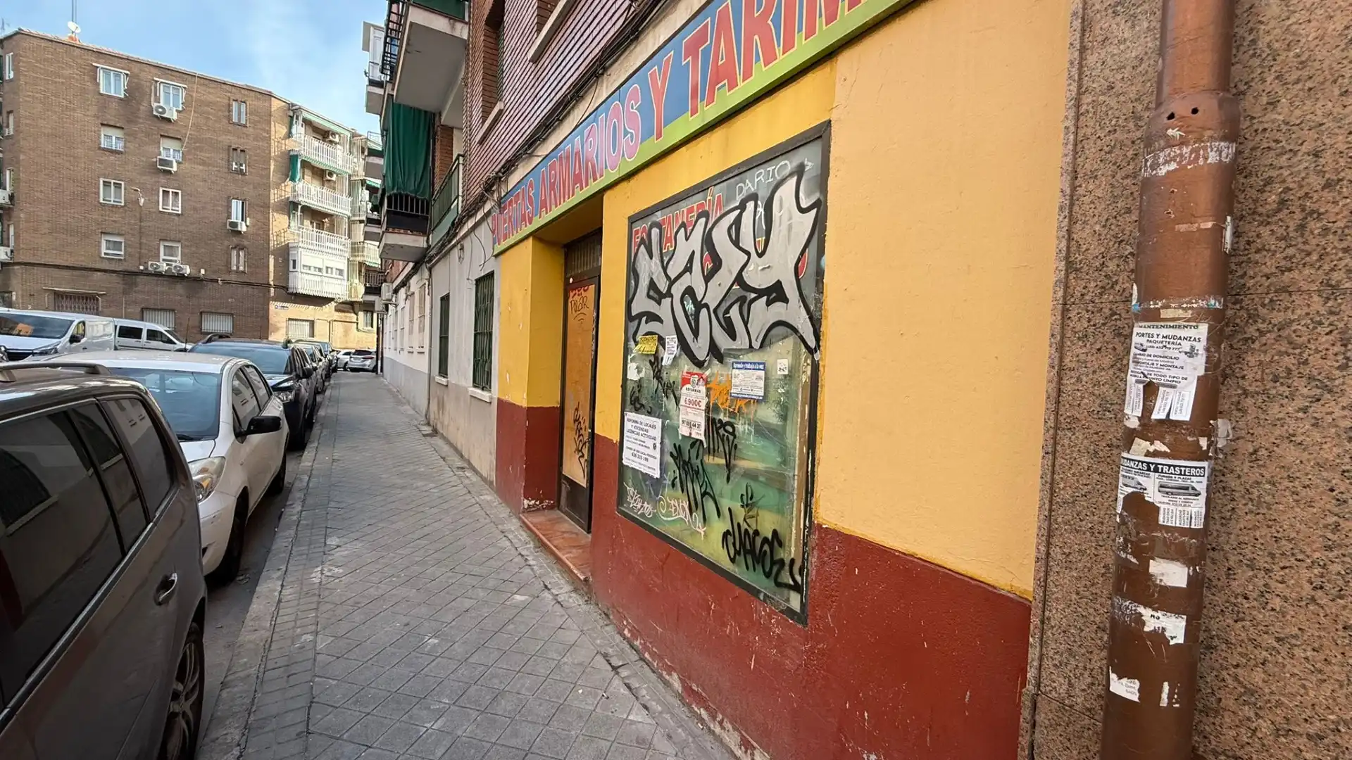 Exterior view of Commercial properties for sale in Madrid
