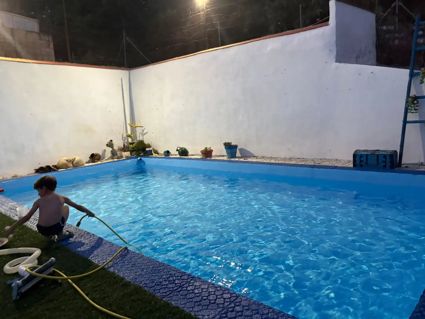 Schwimmbecken von Country house zur Miete in Rute mit Privatgarten, Schwimmbad und Möbliert