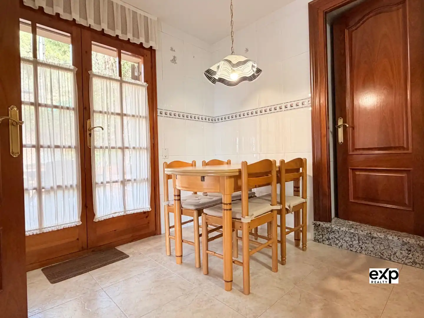 Comedor de Casa o chalet en venta en Mataró con Calefacción, Jardín privado y Terraza