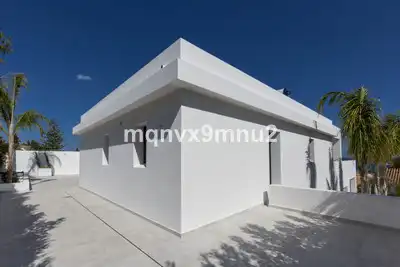 Chalet con piscina en venta en El Faro de Calaburra - Chaparral, imagen 59
