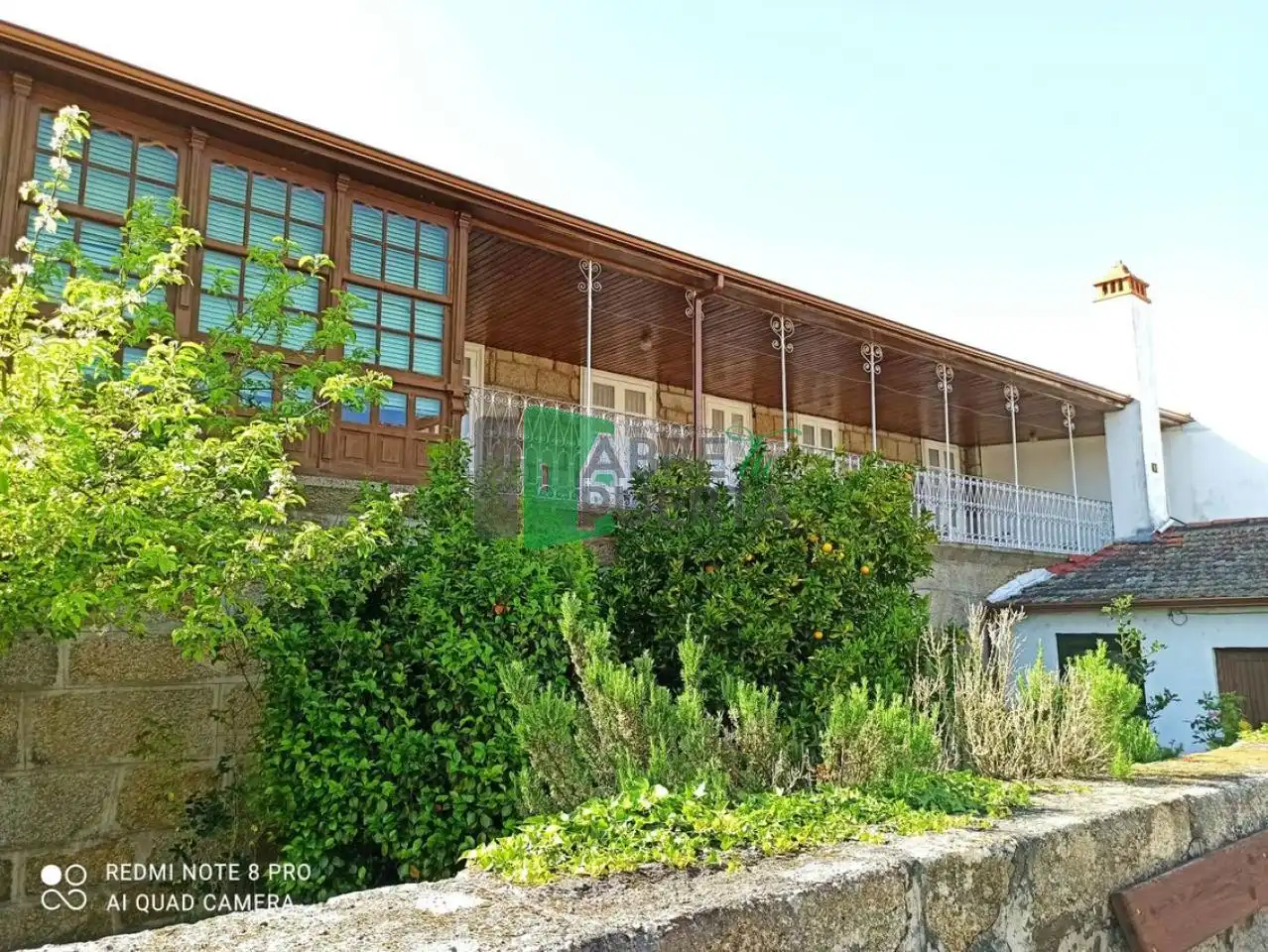 Vista exterior de Finca rústica en venda en Cenlle amb Calefacció, Jardí privat i Terrassa