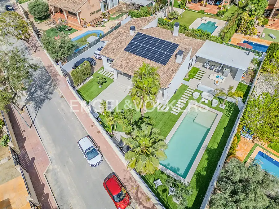 Vista exterior de Casa o chalet en venta en Mutxamel con Aire acondicionado, Calefacción y Jardín privado