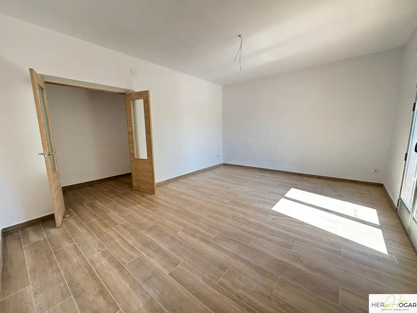 Sala de estar de Piso de alquiler en Polán con Calefacción y Terraza