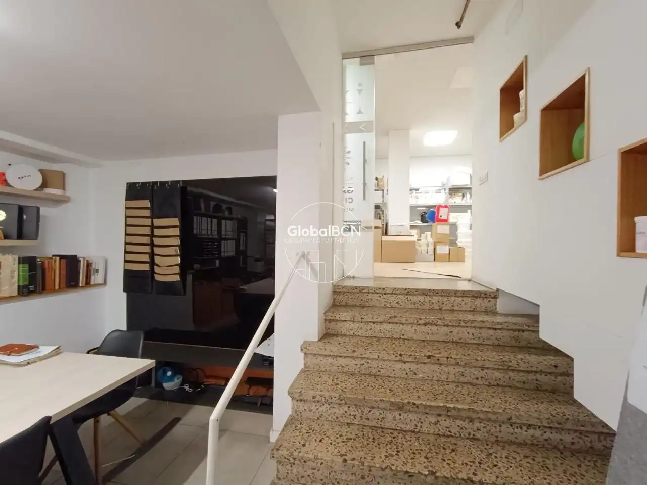 Business premises for sale in calle de Béjar, imagen 2
