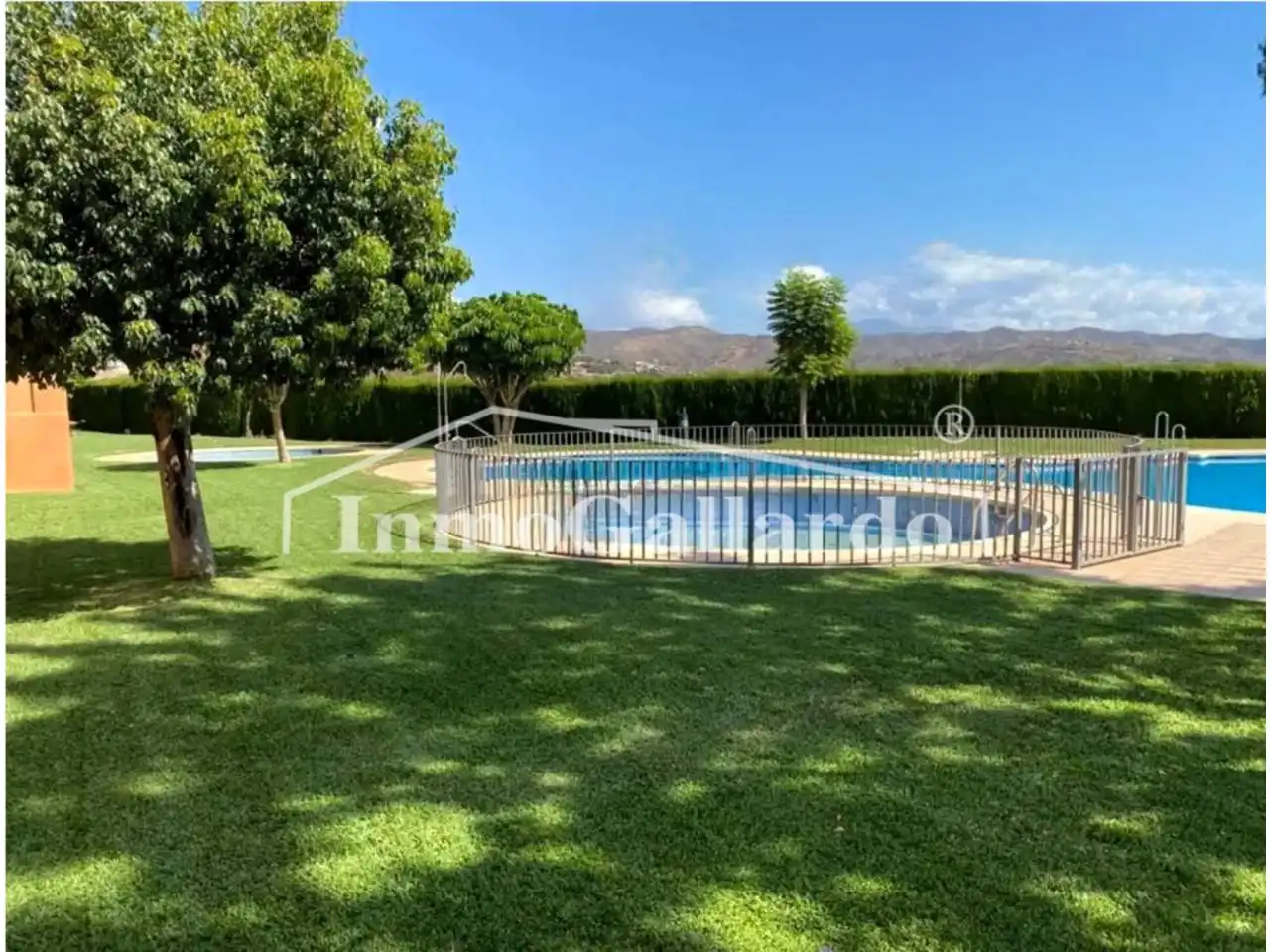 Schwimmbecken von Wohnung zum Verkauf in Rincón de la Victoria mit Klimaanlage, Terrasse und Abstellraum