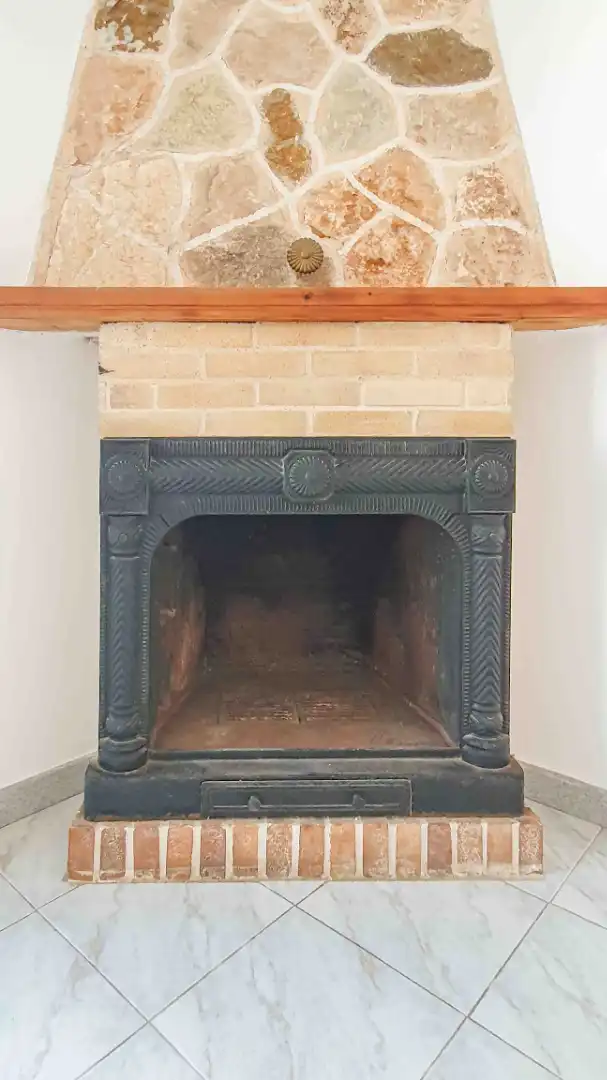 Casa adosada de alquiler en Colònia Sant Jordi