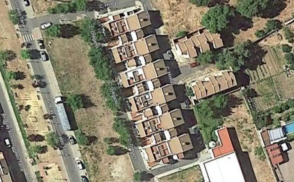Casa en venta en Calle OREGANO, imagen 2