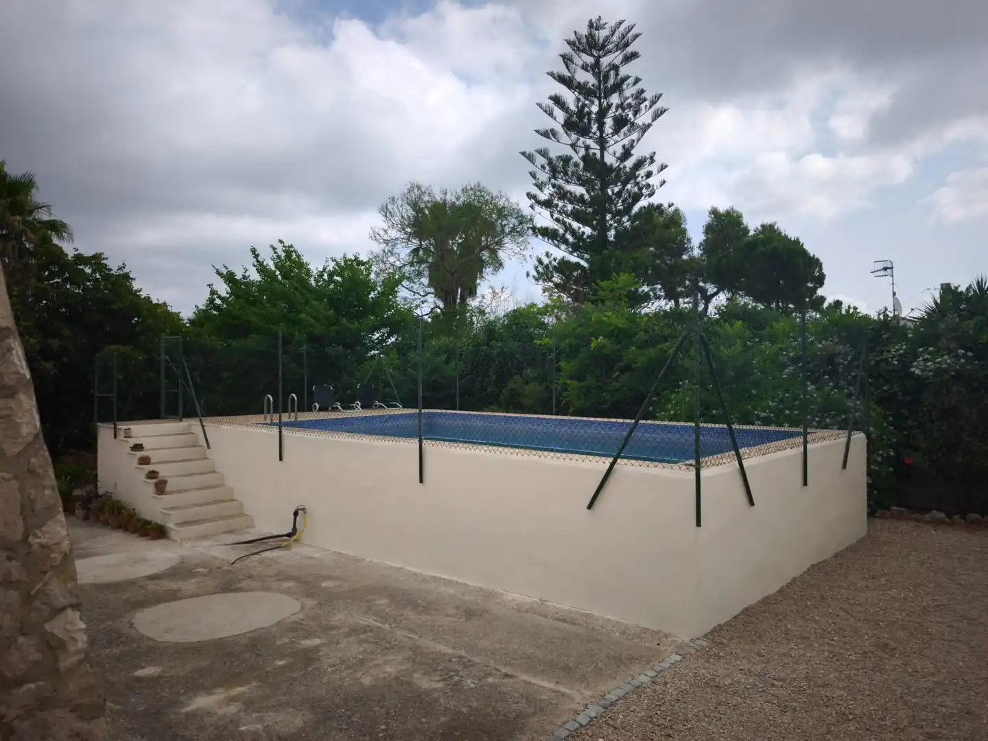 Piscina de Finca rústica en venda en Masdenverge amb Jardí privat, Traster i Moblat