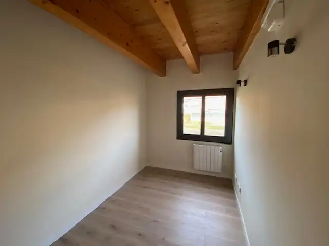 Habitación de Dúplex en venta en Sallent con Aire acondicionado, Calefacción y Parquet