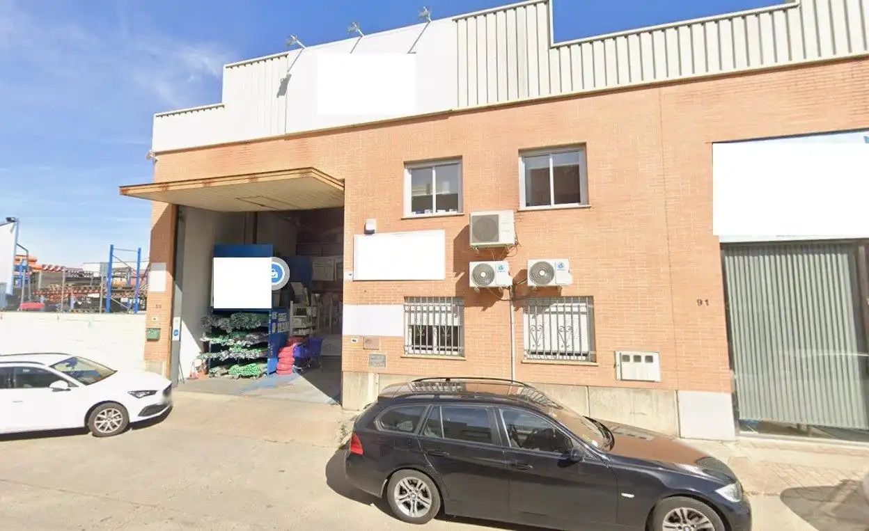 Nau industrial de lloguer a Villares de la Reina